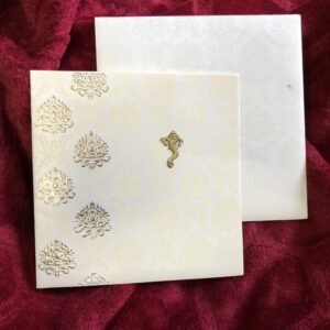 Simple & Elegant Hindu Wedding Invitation Card ₹23 049